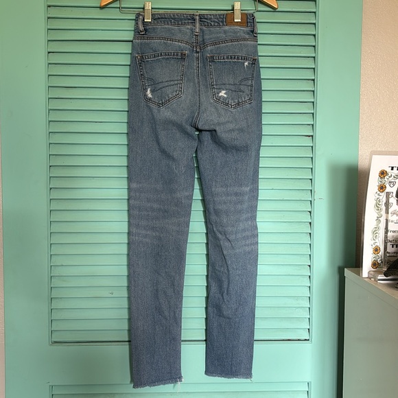 American Eagle Mom jeans - Picture 2 of 4